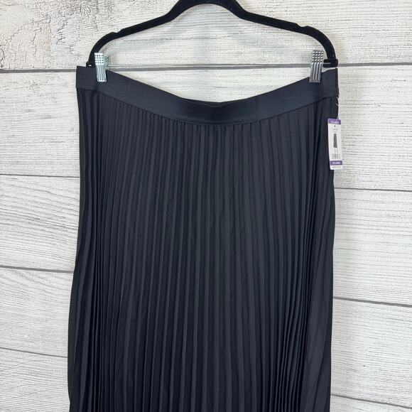 Vince Camuto Plus Size Black Pleated Pull On Midi Skirt Size XXL - Picture 2 of 7